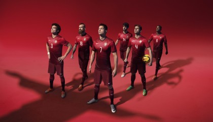 开云APP-德里赫特刷新纪录之夜，当哥斯达黎加足球遇上佛罗伦萨的文艺复兴