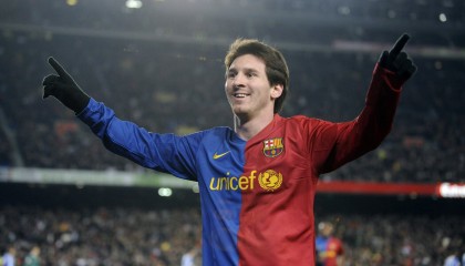 开云APP-德甲争冠战，当阿根廷式坚韧遇上法国式风暴