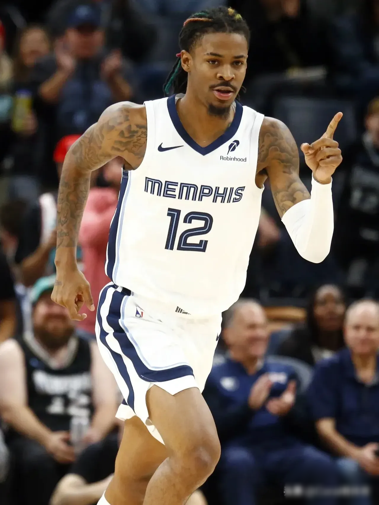 凯尔特人鏖战福建队,莫兰特刷新纪录 凯尔特人鏖战福建队,莫兰特刷新纪录