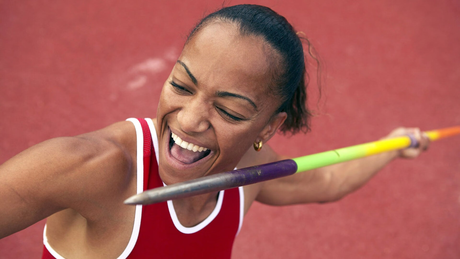 从NBA季后赛到南半球争冠战,体育世界的激情与巴萨的十字路口