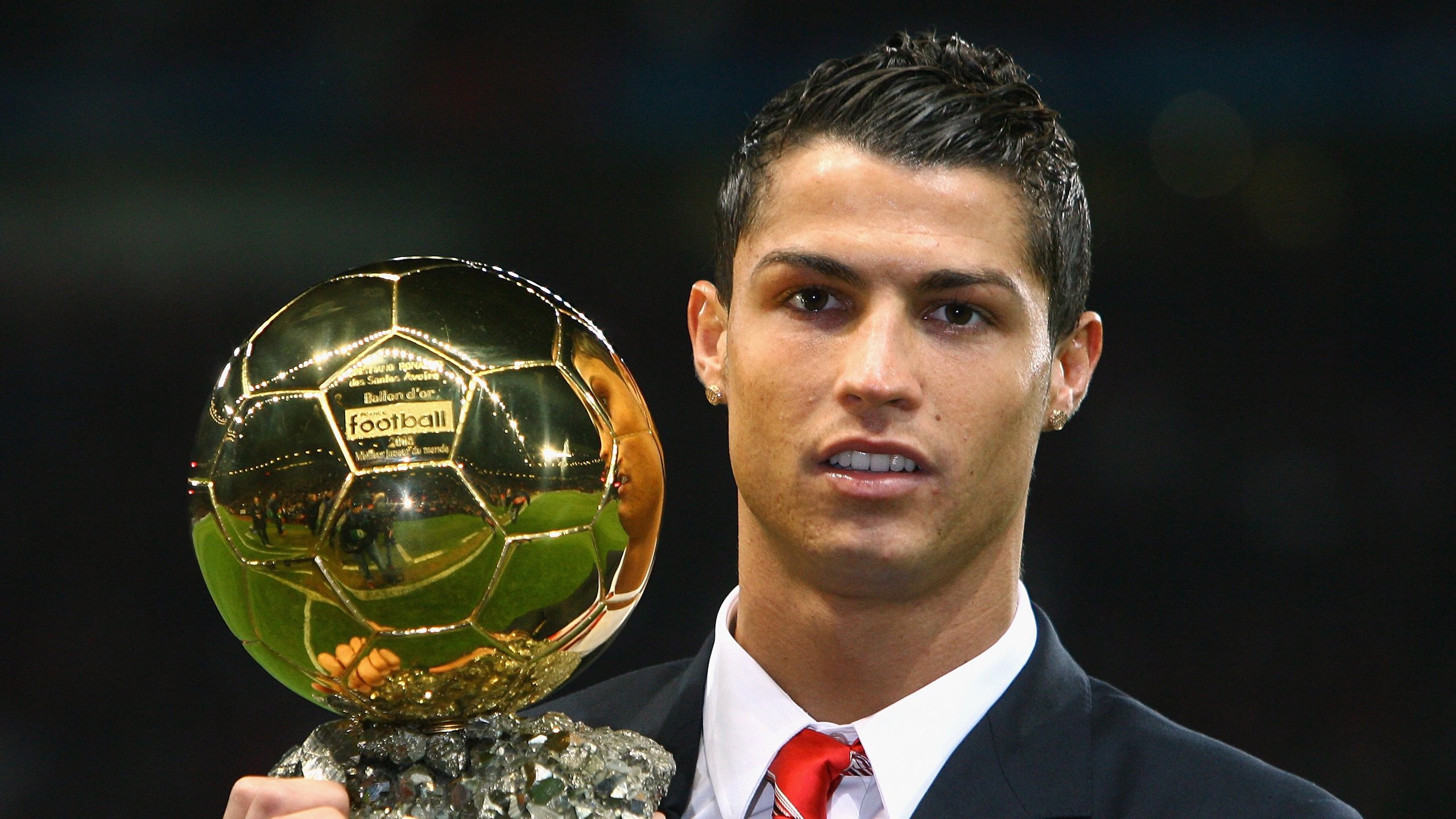 爱尔兰轻取加纳,久保建英里程碑之夜,亚洲之光如何照亮世界足球版图