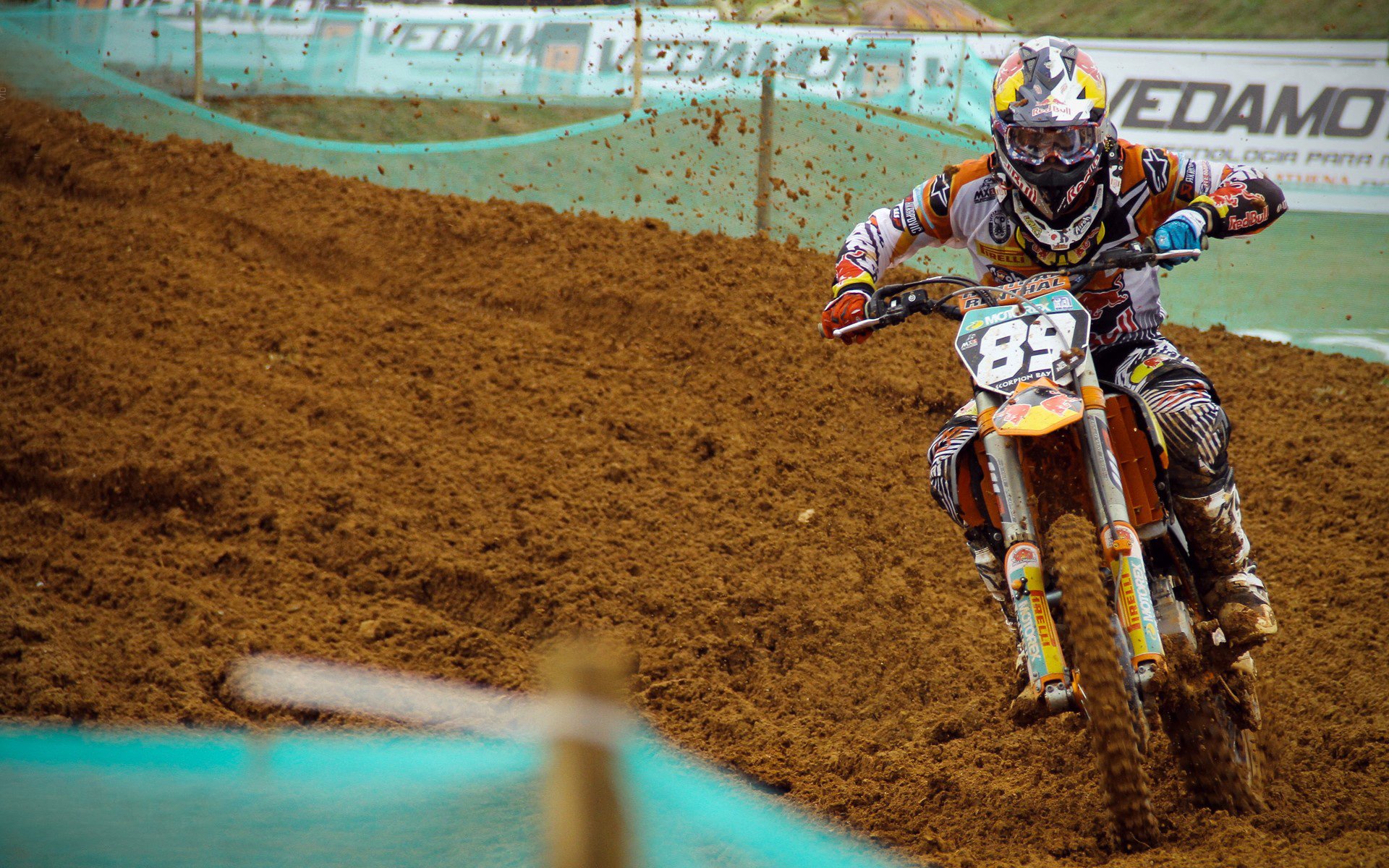 F1街道赛焦点战,开拓者战术引擎如何压制快船高速舰队?