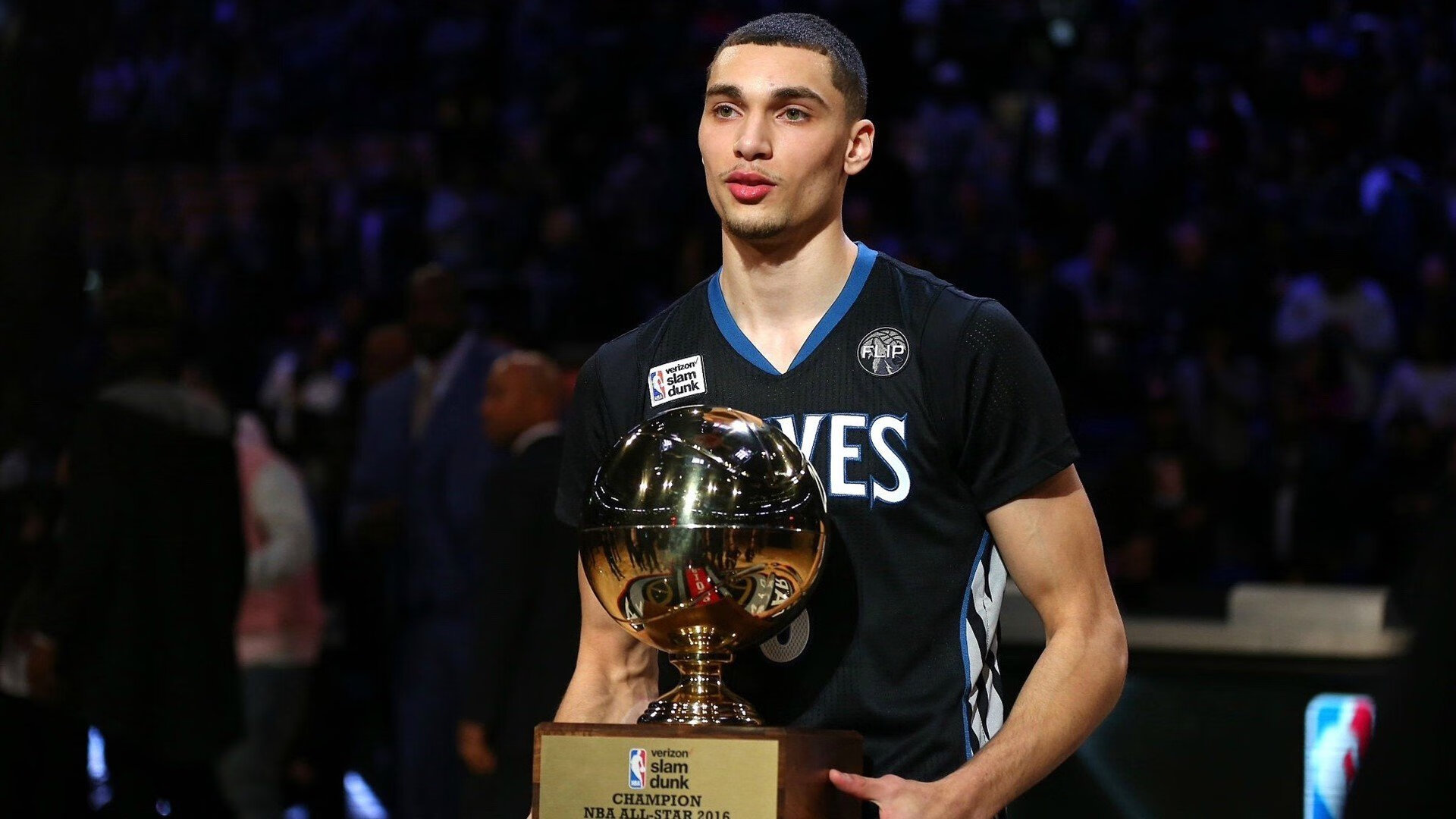 东决关键战之夜，皮克彻底打爆防线，当无用之人撕碎精密机器